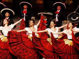 Amalia Hernández fundó el Ballet Folklórico de México en 1952. ESPECIAL  /