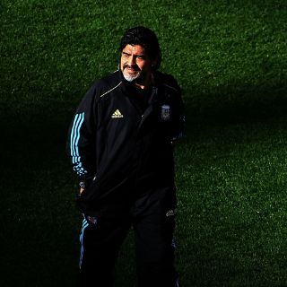 'Injusto e inesperado' el despido de Maradona