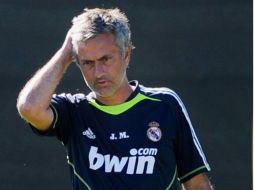 Jose Mourinho buscará conseguir títulos con el Real Madrid. AFP  /