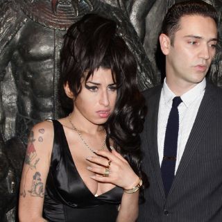 Amy Winehouse vuelve a las andadas