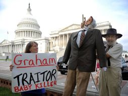 Activistas antiaborto, se manifestaron en contra de la designación de Kagan. AFP  /