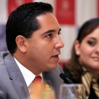 Presentan el XIV Abierto de Tenis