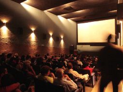 La pantalla de Cines del Bosque se apagará para siempre. S. NÚÑEZ  /