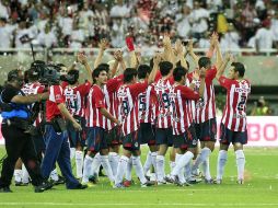 Aspecto del partido inaugural del Estadio de las Chivas. ARCHIVO  /