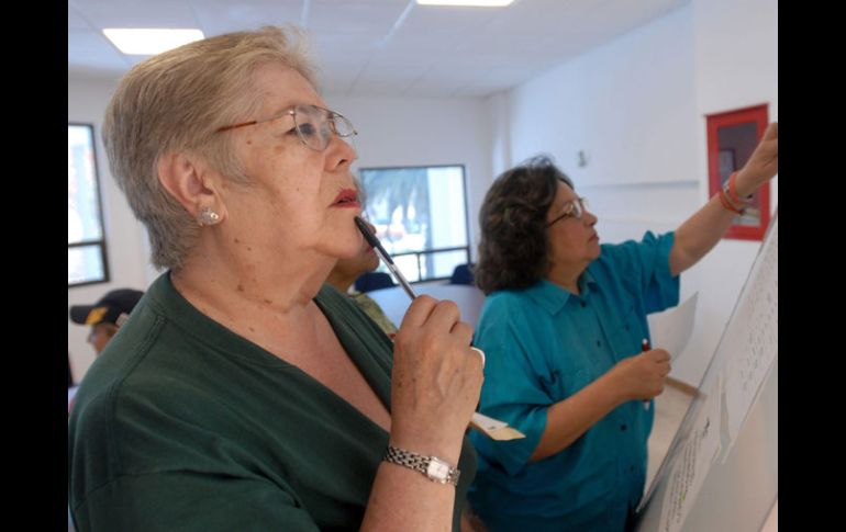 La primera universidad para ancianos abrió en la Ciudad de México en 2009. EFE  /