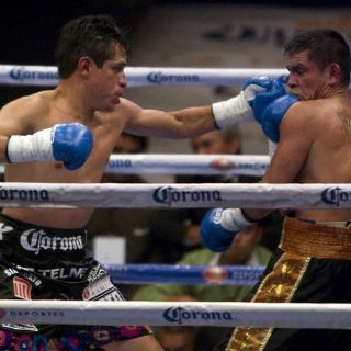 Édgar Sosa gana por nocaut