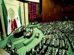 En el Congreso de la Unión no se han logrado consensos en la promulgación de la ley que otorgaría apoyo a la población. AP  /