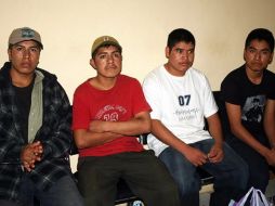 Cuatro de los campesinos liberados. EFE  /