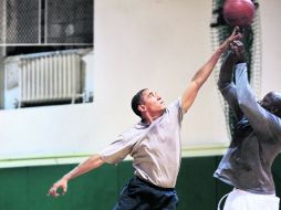 En el partido informal estuvieron estrellas como LeBron James, Dwayne Wade y Carmelo Anthony. ESPECIAL  /