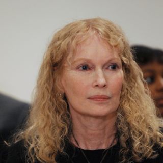 Mia Farrow testifica sobre los diamantes que fueron regalados a Naomi Campbell
