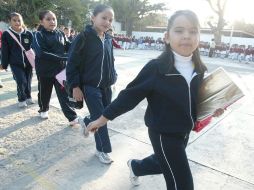 Bracho Carpizo resalta la importancia de Enciclomedia para que los niños puedan aprender inglés. ARCHIVO  /