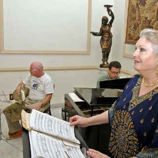 Recital dedicado a la mujer y el mar