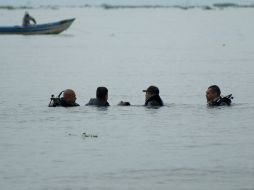 Los bomberos sacaron el cuerpo de la víctimas ahogada e informaron que la presa La Asunción no es adecuada para nadar. ESPECIAL  /