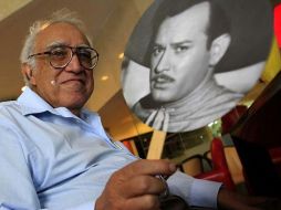 El escritor dedicó ensayos y artículos a la Época de Oro del cine nacional. S. NUÑEZ  /