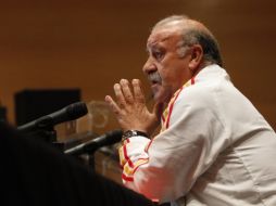 Vicente del Bosque asegura que la Selección de España está contenta de jugar ante México. AP  /