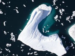 El satélite Terra registró la ruptura de la superficie del hielo en el polo norte. AFP  /
