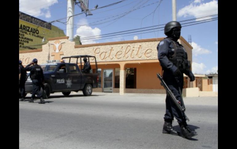 Los atacantes se dieron a la fuga en dos vehículos. EFE  /