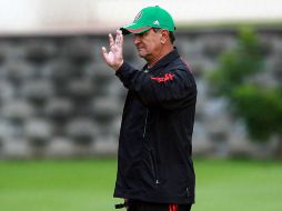 Enrique Meza volverá a ser técnico de la Selección mexicana por un partido. MEXSPORT  /