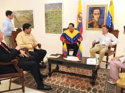 Juan Manuel Santos y Hugo Chávez resaltaron que comenzaban a reconstruir la confianza minada tras años de recriminaciones mutuas. NTX  /