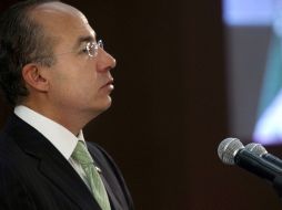 El Presidente Felipe Calderón recibió críticas del diario. EFE  /