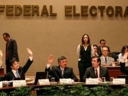 El consejero presidente del IFE, Leonardo Valdés inauguró el seminario 'Los temas críticos de la Reforma Electoral'. EL UNIVERSAL  /