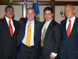 Roberto Marrufo, Emilio González Márquez, Aristóteles Sandoval y Fernando Guzmán, tras la reunión de ayer en Casa Jalisco. ESPECIAL  /