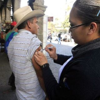 Aunque A H1N1 ya no es amenaza, planean vacunar antes de invierno