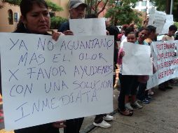 Vecinos de la empresa se habían manifestado afuera de las instalaciones de la CEDHJ para denunciarla. R. ZAPATA  /