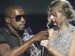 El incidente ocurrió el año pasado durante los premios y West se disculpó después. EL UNIVERSAL  /