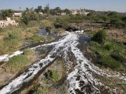 Señalan que las obras no ayudarán a ofertar una propuesta  turística frente a la contaminación que padecen del Rio Santiago. ARCHIVO  /