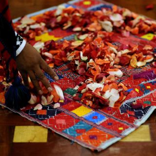 Muestran la Independencia de México a través de textiles indígenas