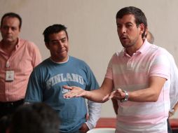 El alcalde de Tlaquepaque se reunió ayer con comerciantes de Avenida Revolución, quienes manifestaron su rechazo a las obras. S. NÚÑEZ  /