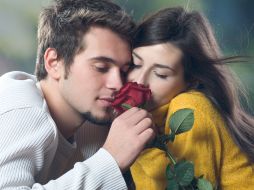 Una relación de pareja es posible de llevar en un clima de convivencia armónica y felicidad. ESPECIAL  /