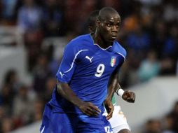 Mario Balotelli ficha por Manchester City. REUTERS  /