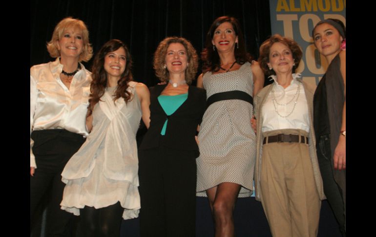 El montaje está basado en el filme de Almodóvar.  /