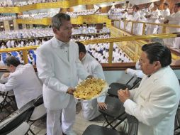 Durante la celebración de la Santa cena en la Hermosa Provincia. S. NÚÑEZ  /