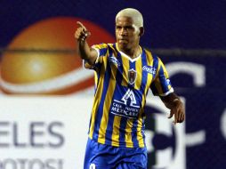 Wilmer Aguirre celebra el gol del triunfo. MEXSPORT  /