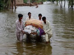 20 millones de personas están ahora sin vivienda en el país de 180 millones. REUTERS  /
