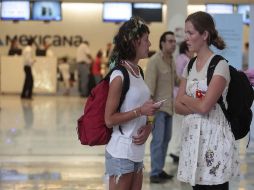De no llegar a un acuerdo con Mexicana, sus pasajeros deberán hacer el pago del TUA aparte en los aeropuertos del GAP. EL UNIVERSAL  /