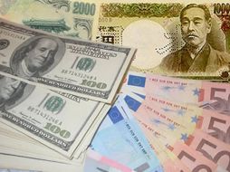 La economía nipona aún se enfrenta al riesgo que supone un yen fuerte frente al dólar y el euro. ESPECIAL  /