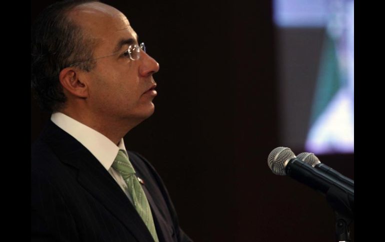 Una de las propuestas del Presidente Felipe Calderón, es la creación de 32 policías estatales con un mando único. EL UNIVERSAL  /