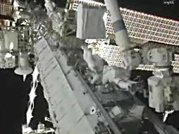 Los astronautas ya habían iniciado la reparación el miércoles pasado. AFP  /