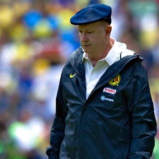 Lapuente reconoce que merecen los abucheos