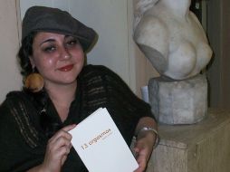 La publicación puede ser adquirida en ''Rojo Café''. E. ESPARZA  /