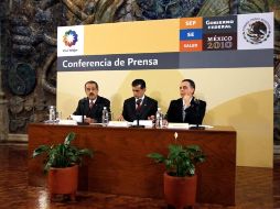 José Ángel Córdova, Alonso Lujambio y Bruno Ferrari dan a conocer los lineamientos para la venta de alimentos en escuelas. EL UNIVERSAL  /