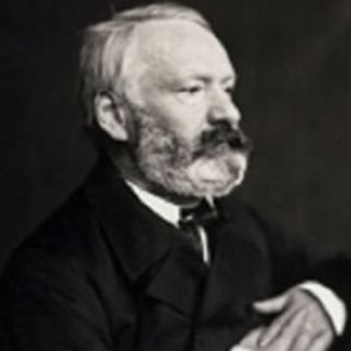 Revelan posible identidad de ''El Jorobado de Notre Dame''