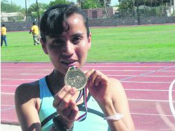 Madaí Perez, bronce en 10 mil metros. ESPECIAL  /