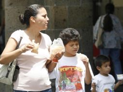 Los padres deben ser los primeros responsables de la dieta de sus hijos. M. FREYRÍA  /