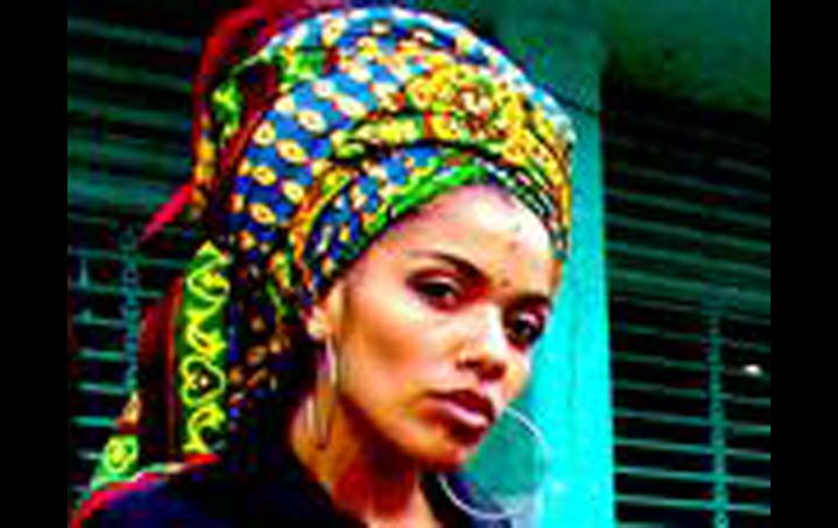 La cantante mexicana Moyenei actuará  junto con artistas cubanos el día de la inauguración. ESPECIAL  /