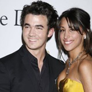 Kevin Jonas está encantado con el matrimonio